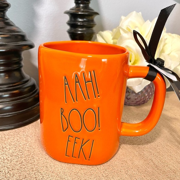 NWT Rae Dunn AHH! BOO! EEK! Ceramic Mug - Picture 1 of 2